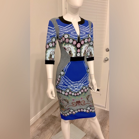 ETRO Beautiful, complementary dress, perfectly emphasizes your figure. - Picture 6 of 14